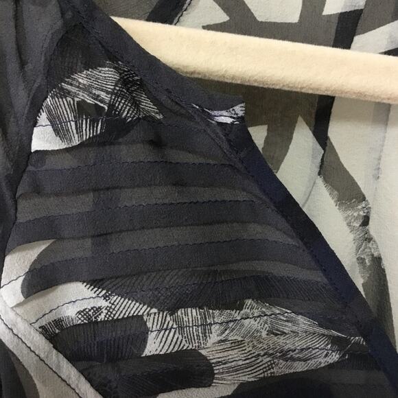 Banana Republic Black Flower Sheer Long Sleeve - Picture 4 of 7